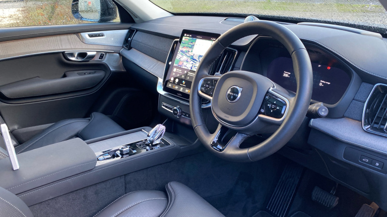 Volvo XC90 2.0 T8 PHEV Ultra Dark 5dr AWD Geartronic Estate